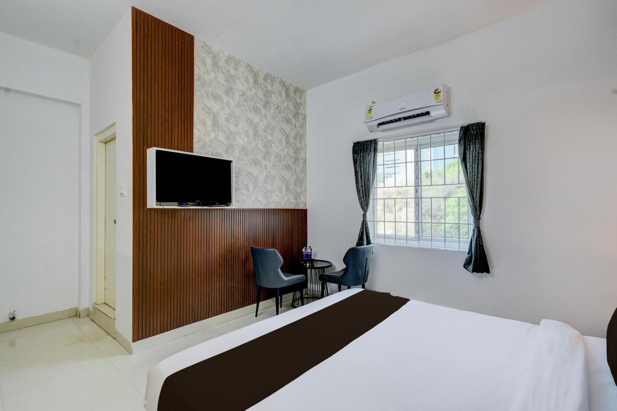 Hotel O Bee Oak Gachibowli Exteriör bild