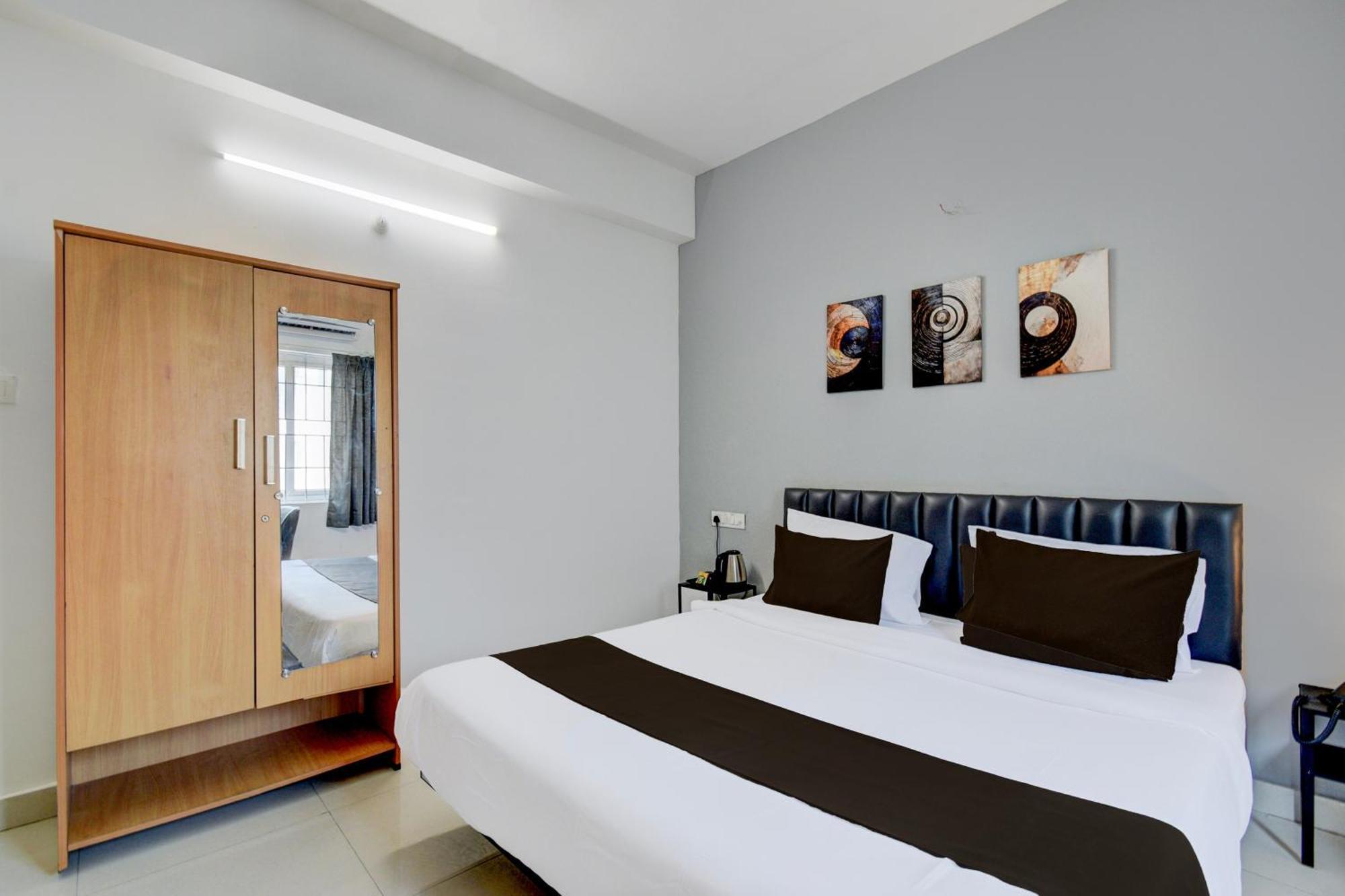 Hotel O Bee Oak Gachibowli Exteriör bild